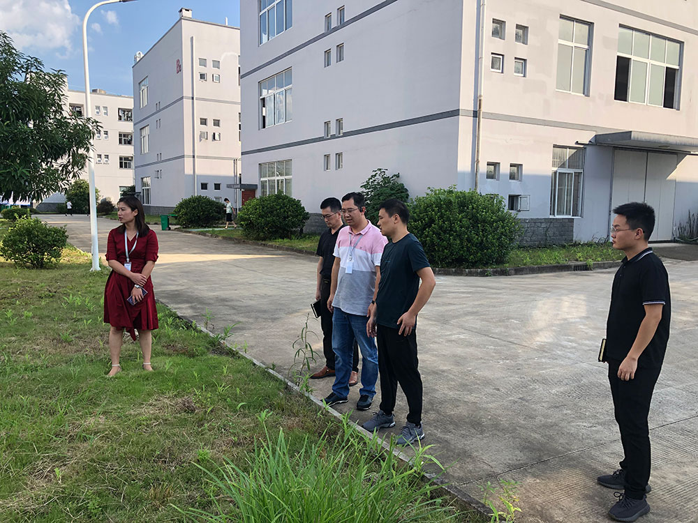 國資運(yùn)營公司走訪九龍園區(qū)企業(yè)，服務(wù)重點(diǎn)項(xiàng)目發(fā)展