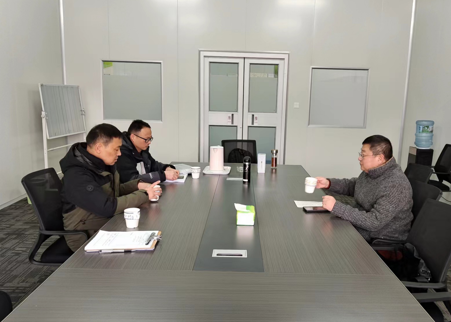 強(qiáng)化安全底線，筑牢安全防線