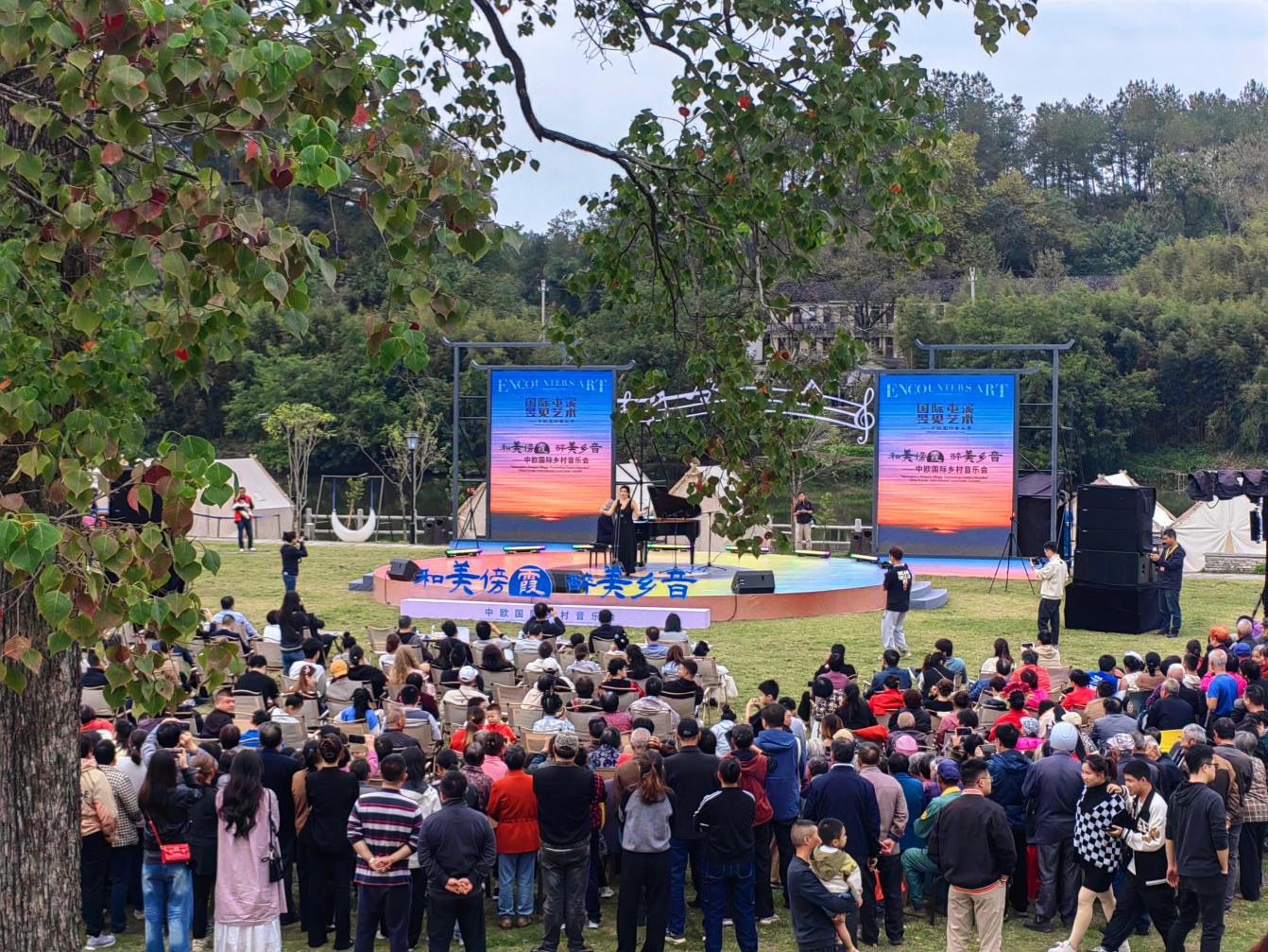 “出攤”即“出圈”！朱村“荷·咖啡”邀您一起聆聽經(jīng)典！